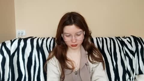 Snapshot of daniellevaulet chatting on 17, 4, 2026 Mia online show from 17, 4, 2026
