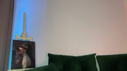 danieltuckerr online show from 18, 11, 2025