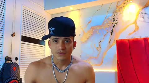 Snapshot of danii_scot chatting on 6, 10, 2025 Dani online show from 6, 10, 2025