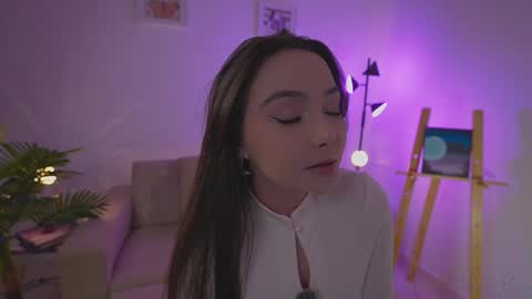      online show from 13, 9, 2025