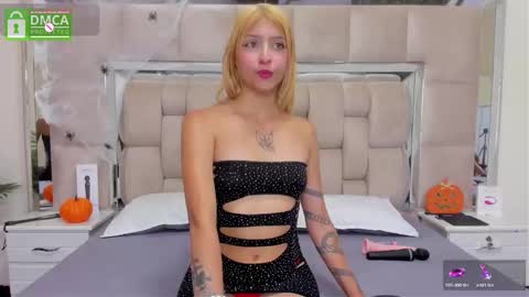 Snapshot of daniiela_beteche777 chatting on 3, 11, 2025 DANIELA online show from 3, 11, 2025