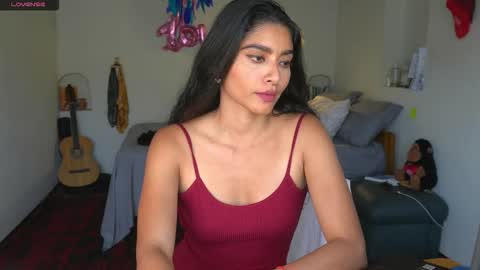 danalle .. online show from 19, 11, 2025