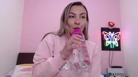 K A R O L online show from 19, 12, 2024