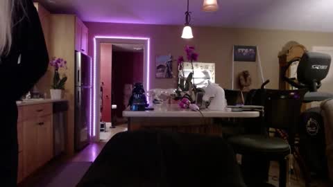 DanikaWhite69 online show from 17, 2, 2025