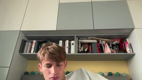 danio hot online show from 8, 10, 2025