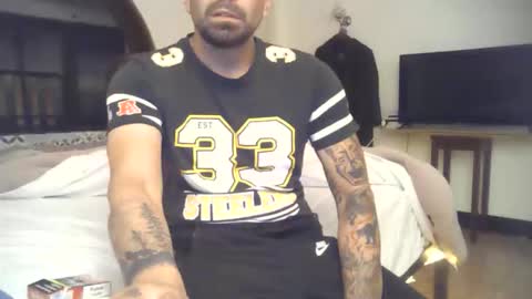 Snapshot of danipeubaix chatting on 4, 11, 2025 alex19cm online show from 4, 11, 2025