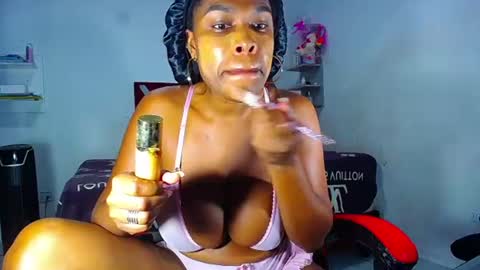 danisabrownn online show from 16, 7, 2026
