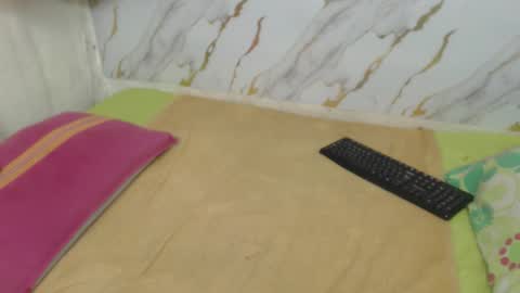 Snapshot of danisha99 chatting on 26, 11, 2025 INSTAGRAM Minni Moom online show from 26, 11, 2025