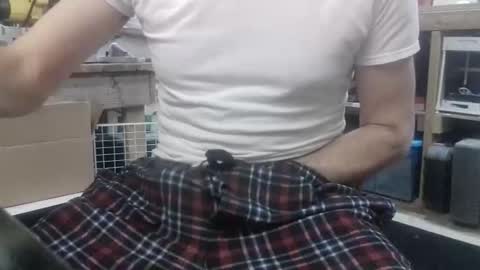 Snapshot of danl20012001 chatting on 5, 12, 2025 danl20012001 online show from 5, 12, 2025