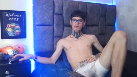 Snapshot of dann_brown chatting on 11, 1, 2025 Dann Brown online show from 11, 1, 2025