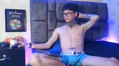 Snapshot of dann_brown chatting on 1, 2, 2025 Dann Brown online show from 1, 2, 2025