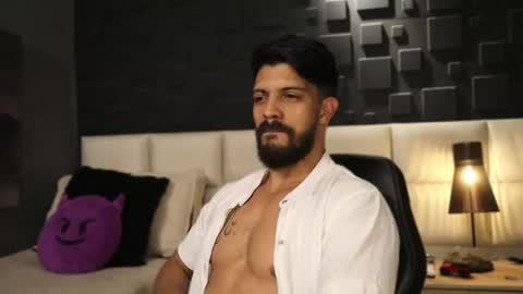 Dann saenz online show from 15, 2, 2025