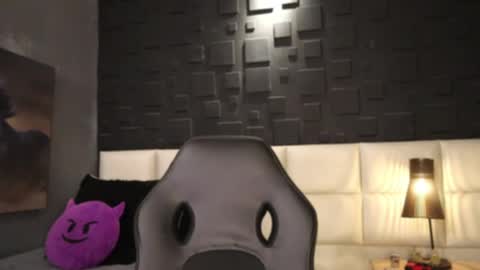 Dann saenz online show from 18, 2, 2025