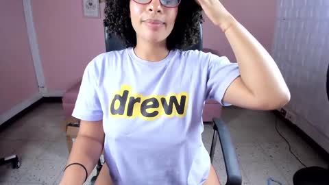 Snapshot of danna_berry chatting on 15, 1, 2025 DannaBerry online show from 15, 1, 2025