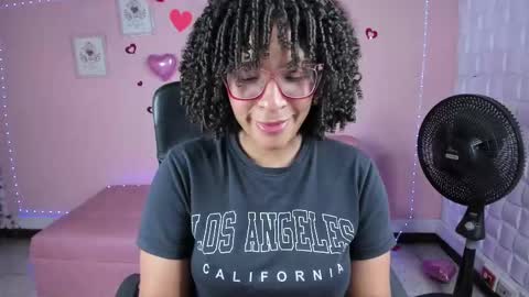 Snapshot of danna_berry chatting on 5, 3, 2025 DannaBerry online show from 5, 3, 2025