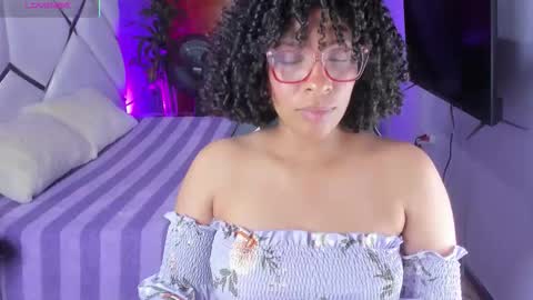 Snapshot of danna_berry chatting on 11, 9, 2025 DannaBerry online show from 11, 9, 2025