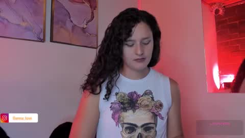 Danna Lovs online show from 12, 2, 2025