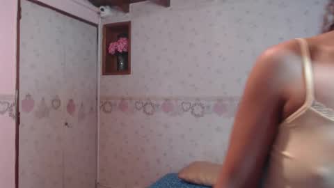 Snapshot of danna_luz1 chatting on 2, 3, 2026 Luz online show from 2, 3, 2026