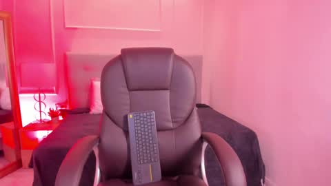 danna_palmeth online show from 10, 10, 2025