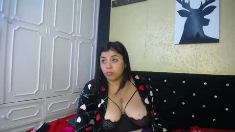 Danna Garza online show from 14, 1, 2025