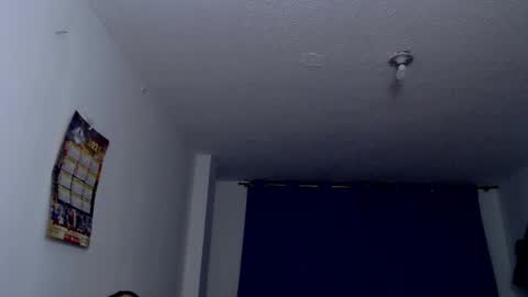 dannamomcerrat online show from 13, 2, 2025