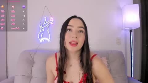 danna  online show from 7, 12, 2024