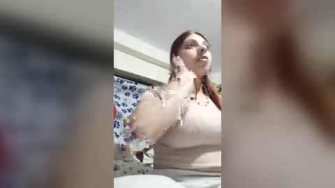 Snapshot of danni_milk69 chatting on 29, 6, 2026 danni_milk69 online show from 29, 6, 2026