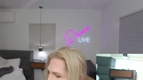 DANNI DANIELS online show from 28, 1, 2025