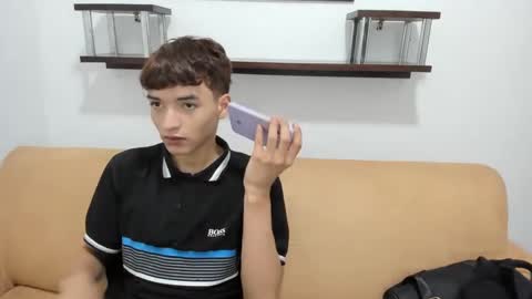 Snapshot of danniels_sweet chatting on 3, 1, 2025 danniels_sweet online show from 3, 1, 2025