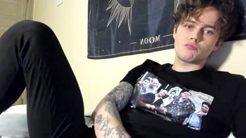 Snapshot of danny_love01 chatting on 16, 12, 2024 danny online show from 16, 12, 2024