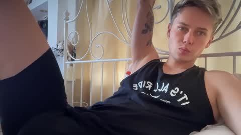 Snapshot of danny_love01 chatting on 14, 9, 2025 danny online show from 14, 9, 2025
