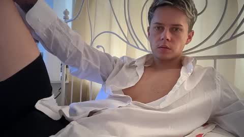 Snapshot of danny_love01 chatting on 25, 9, 2025 danny online show from 25, 9, 2025