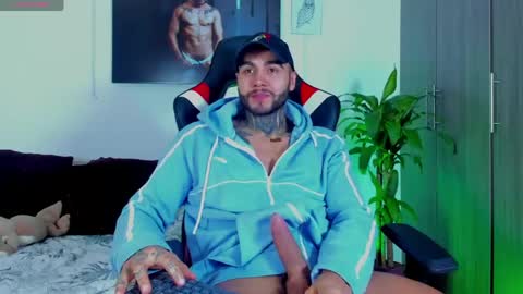 Danny Willson online show from 15, 4, 2026