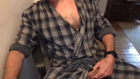 Snapshot of dannybuoy2 chatting on 10, 5, 2026 dannybuoy2 online show from 10, 5, 2026