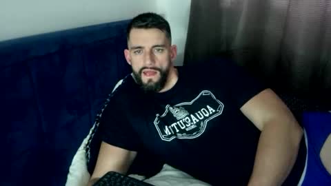 Snapshot of dannyk1990 chatting on 28, 1, 2025 Naughtystr8D online show from 28, 1, 2025