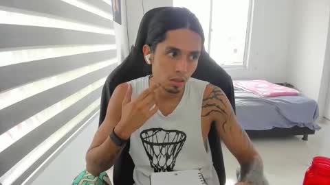 Snapshot of dantedecentralized chatting on 22, 2, 2026 X Dante7373574 online show from 22, 2, 2026