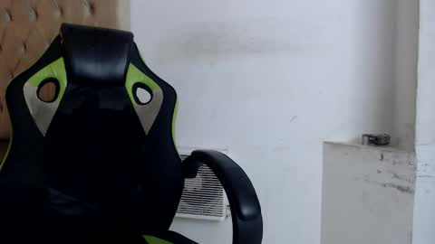 Snapshot of dantex_ chatting on 19, 11, 2025 dantex_ online show from 19, 11, 2025