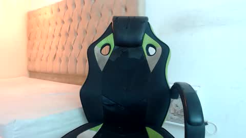 Snapshot of dantex_ chatting on 28, 11, 2025 dantex_ online show from 28, 11, 2025