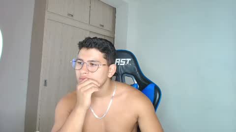 Snapshot of dantraxx chatting on 10, 12, 2024 Dantraxx online show from 10, 12, 2024