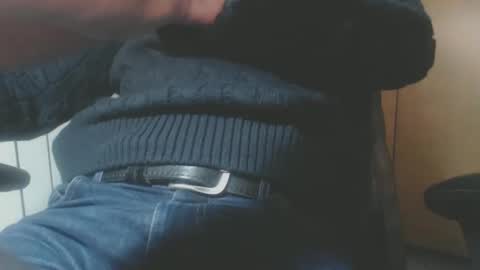 Snapshot of danyblueyes71 chatting on 17, 12, 2025 Dany online show from 17, 12, 2025