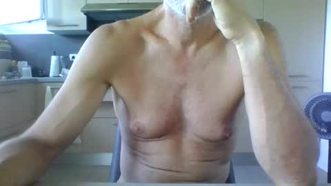 Snapshot of danyblueyes71 chatting on 29, 7, 2026 Dany online show from 29, 7, 2026