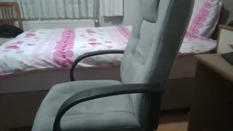 Snapshot of danydickontin chatting on 12, 11, 2025 danydickontin online show from 12, 11, 2025