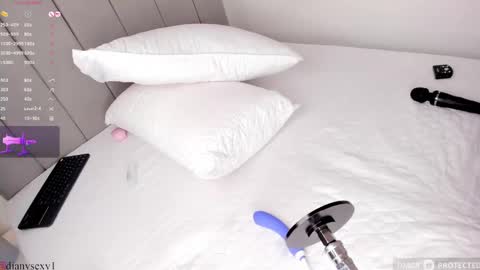 Diana IG dianysexy1 online show from 12, 1, 2025