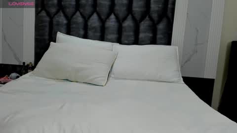 daphaineex online show from 11, 10, 2025