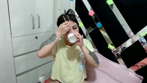 Snapshot of daphne877046 chatting on 10, 2, 2026 daphne877046 online show from 10, 2, 2026