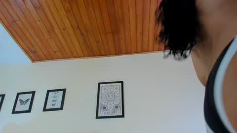 Antonella Mora online show from 15, 10, 2025