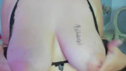 daphne_aris online show from 2, 3, 2026