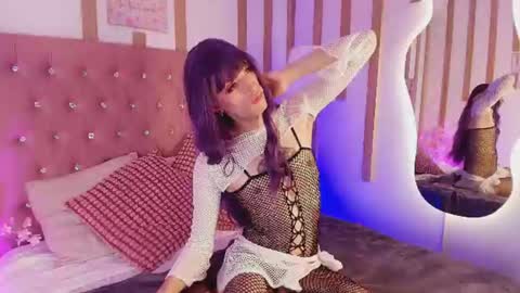 Snapshot of daphne_velmont chatting on 25, 7, 2026 Daphne Velmont online show from 25, 7, 2026