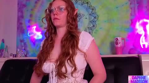 Daphne Madison online show from 23, 4, 2026