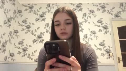 Snapshot of daphnesterlace chatting on 11, 5, 2026 Emilia online show from 11, 5, 2026